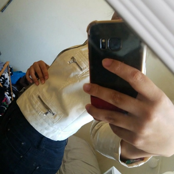 Jacket - Picture 5 of 6